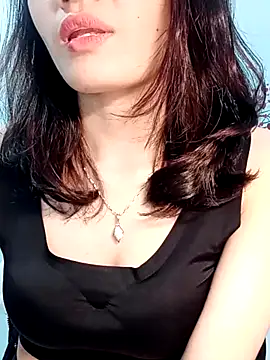 Snapshot of Hinna_x chatting on March 13, 2026, 6:40 am Hinna x online show from March 13, 2026, 6:40 am