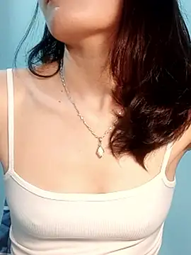 Snapshot of Hinna_x chatting on April 3, 2026, 2:51 am Hinna x online show from April 3, 2026, 2:51 am