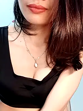 Snapshot of Hinna_x chatting on March 28, 2026, 9:05 pm Hinna x online show from March 28, 2026, 9:05 pm