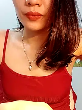 Snapshot of Hinna_x chatting on April 5, 2026, 2:35 pm Hinna x online show from April 5, 2026, 2:35 pm