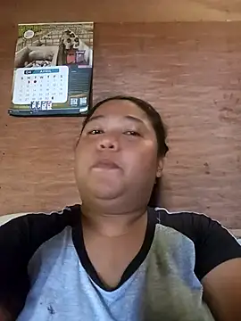 Perfect smile01 online show from April 10, 2026, 2:18 am