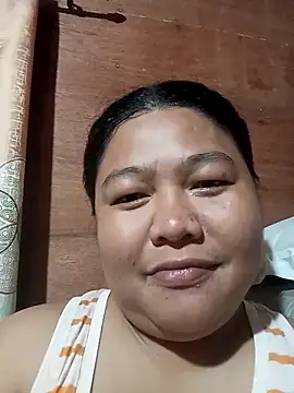 Perfect smile01 online show from November 12, 2025, 11:41 pm