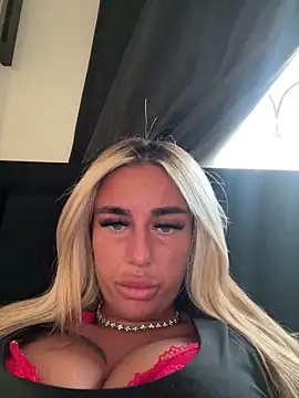 EllieMaeBaby online show from April 7, 2026, 6:10 pm