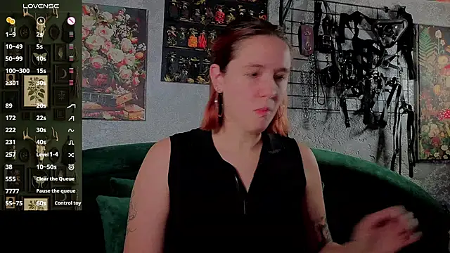 the high priestess online show from November 28, 2025, 3:07 am