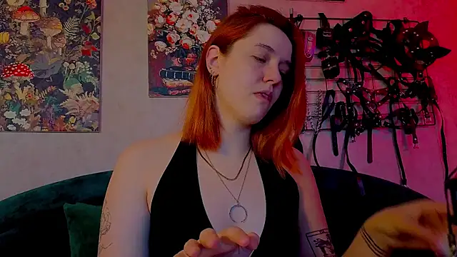 Snapshot of the_high_priestess chatting on April 20, 2026, 4:59 am the high priestess online show from April 20, 2026, 4:59 am