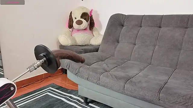 Sweet Khriis online show from May 29, 2026, 3:34 am