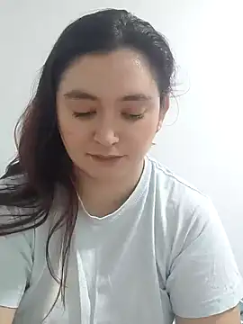 Snapshot of Anaa_Rose chatting on October 21, 2025, 7:13 pm Anaa Rose online show from October 21, 2025, 7:13 pm