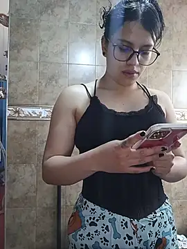 asumi 18 online show from November 20, 2025, 2:51 pm