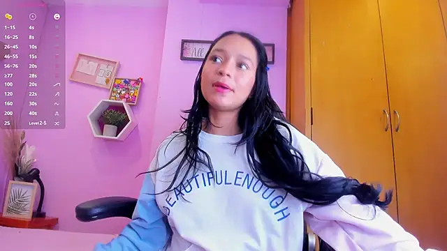 EmmaAnturin online show from September 9, 2025, 9:24 pm