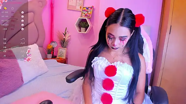 EmmaAnturin online show from October 30, 2025, 11:01 pm