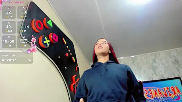 Madison Mujica online show from October 4, 2025, 11:12 am