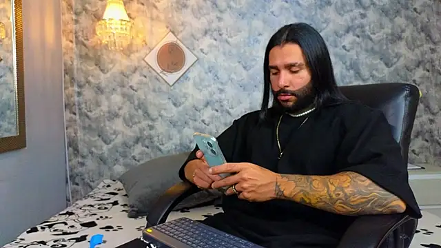 Apolo rousse1 online show from January 10, 2026, 8:48 pm