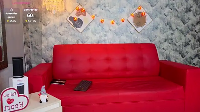 Apolo rousse1 online show from February 9, 2026, 10:08 pm