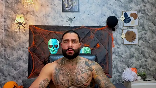 Apolo rousse1 online show from October 24, 2025, 9:25 pm