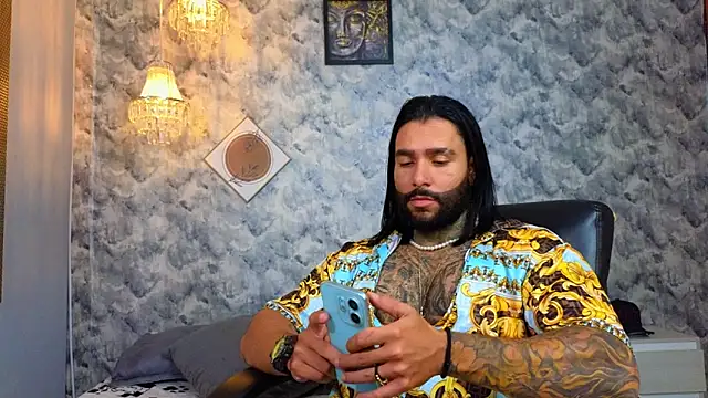 Apolo rousse1 online show from January 9, 2026, 9:22 pm