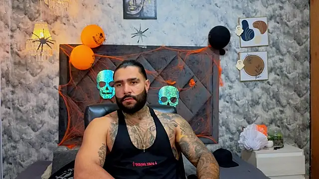 Apolo rousse1 online show from October 18, 2025, 10:12 pm