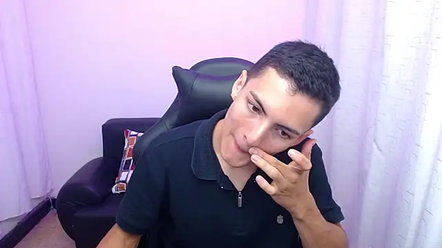 Matiius18 online show from February 21, 2026, 2:52 pm