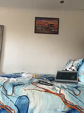 Snapshot of BQueen223 chatting on April 4, 2026, 3:18 pm BQueen223 online show from April 4, 2026, 3:18 pm