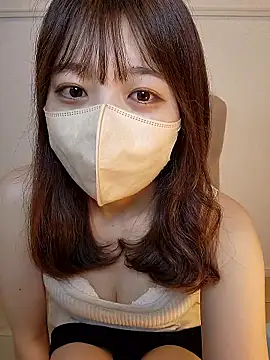 Snapshot of Sakura-japanese- chatting on April 12, 2026, 12:30 pm Sakura-japanese- online show from April 12, 2026, 12:30 pm