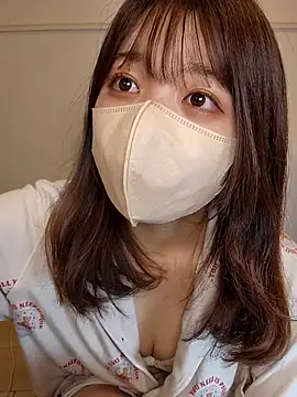 Snapshot of Sakura-japanese- chatting on March 26, 2026, 12:31 am Sakura-japanese- online show from March 26, 2026, 12:31 am