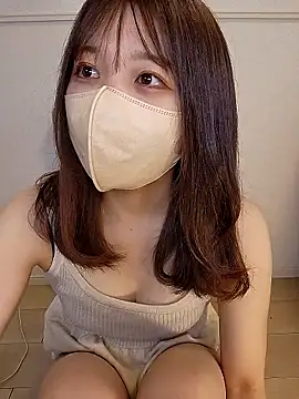 Snapshot of Sakura-japanese- chatting on March 17, 2026, 12:35 am Sakura-japanese- online show from March 17, 2026, 12:35 am