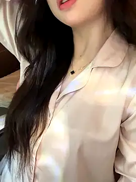 Nana kute20 online show from November 4, 2025, 4:05 am