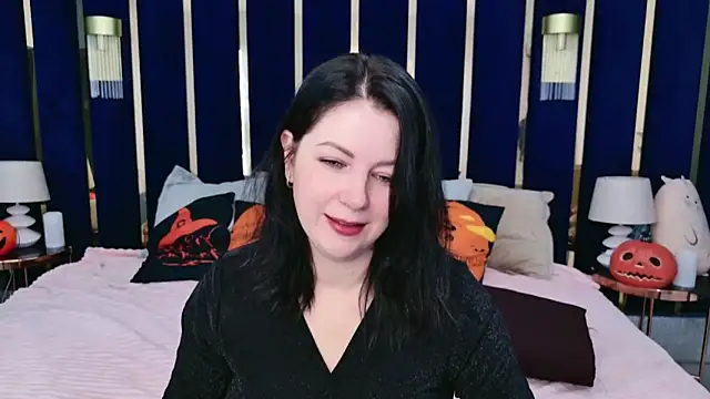 Snapshot of Nina_Stane chatting on October 20, 2025, 5:31 am Nina Stane online show from October 20, 2025, 5:31 am