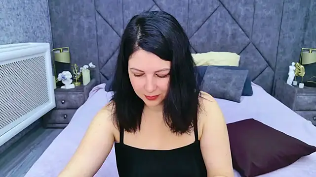 Snapshot of Nina_Stane chatting on November 5, 2025, 5:21 am Nina Stane online show from November 5, 2025, 5:21 am