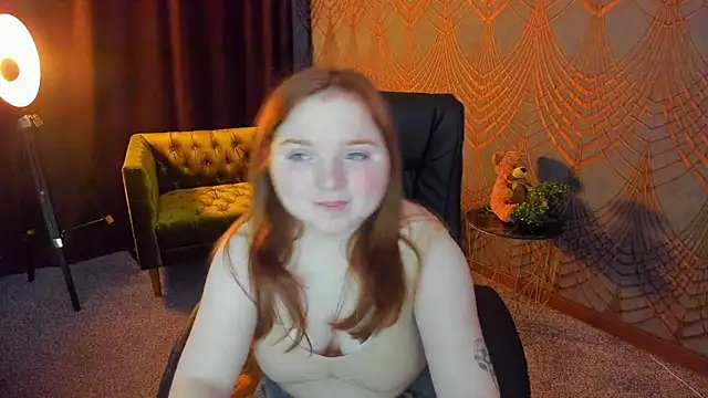 Snapshot of KattyRose8 chatting on April 4, 2026, 5:14 am KattyRose8 online show from April 4, 2026, 5:14 am