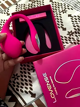 Neha18 online show from September 15, 2025, 7:53 am