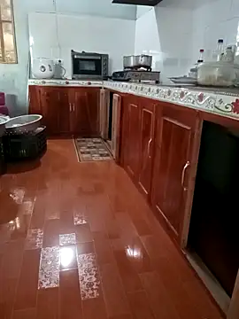 Sweet-Berry89 online show from November 10, 2025, 4:39 am