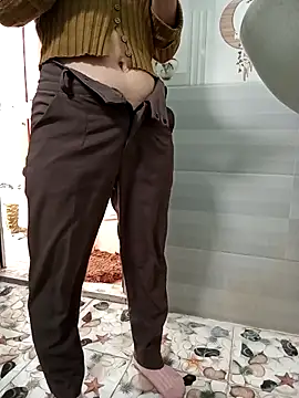 Sweet-Berry89 online show from December 2, 2025, 12:55 am