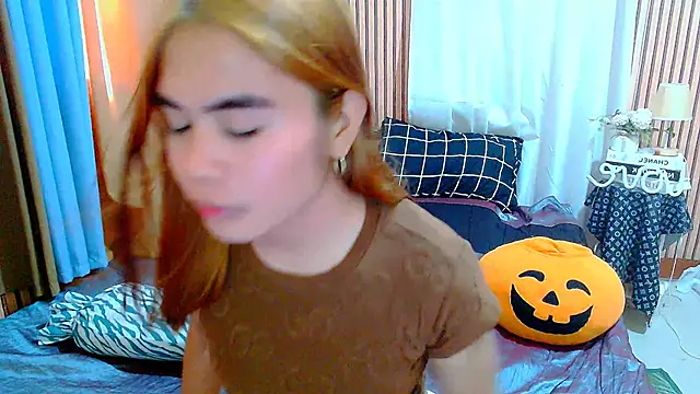 zeusdaven online show from October 2, 2025, 6:06 am