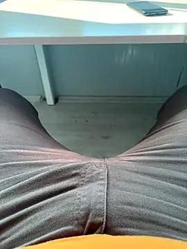 Burak6850 online show from November 18, 2025, 10:18 am