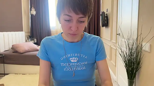 daniellia  online show from January 18, 2026, 9:02 am