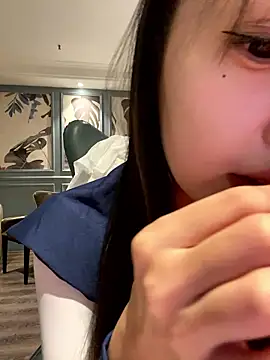 MengMeng0515 online show from January 15, 2026, 2:20 pm