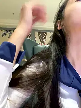 MengMeng0515 online show from January 18, 2026, 1:14 pm