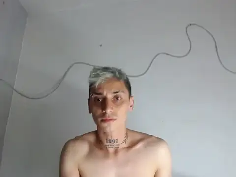 Snapshot of xalejo_max chatting on February 15, 2026, 12:48 pm xalejo max online show from February 15, 2026, 12:48 pm