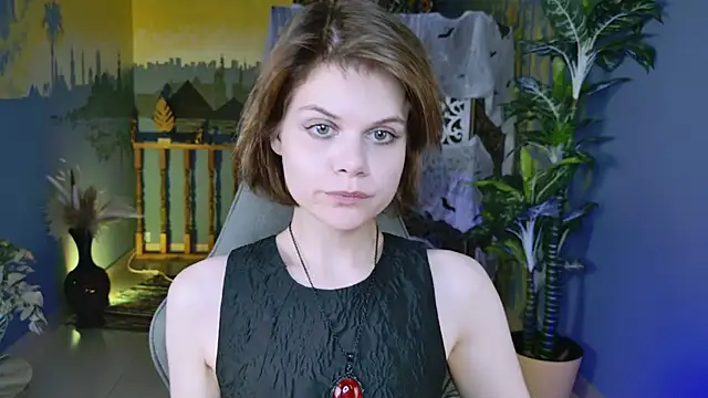 EllieMurler online show from October 31, 2025, 2:13 pm