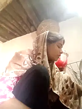 Hot siiii online show from November 12, 2025, 2:48 am