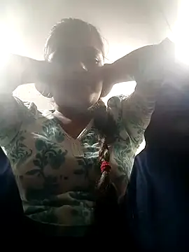 Hot siiii online show from October 25, 2025, 3:23 pm