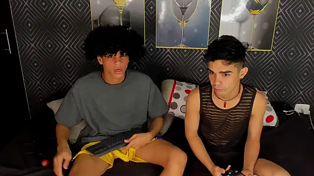 Snapshot of Violet_Dream2 chatting on February 25, 2026, 1:06 am Violet Dream2 online show from February 25, 2026, 1:06 am