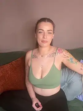 Snapshot of PiperPassionX chatting on April 15, 2026, 5:50 pm PiperPassionX online show from April 15, 2026, 5:50 pm