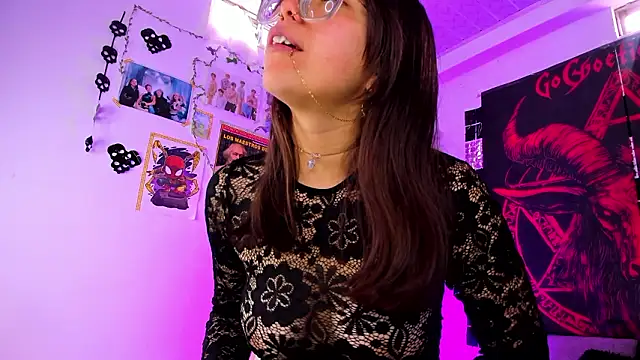 Snapshot of UchikyDoll chatting on February 17, 2026, 3:09 pm UchikyDoll online show from February 17, 2026, 3:09 pm