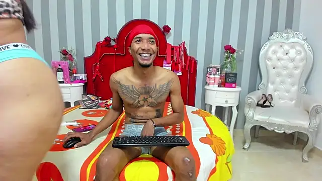 CaroyAndy online show from May 11, 2026, 12:28 pm