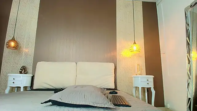 Tiifany Baker online show from January 16, 2026, 7:51 pm