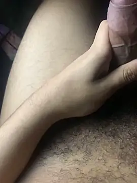 renannoviinho17z online show from April 3, 2026, 11:44 pm