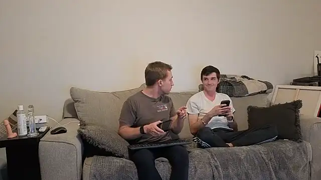 Drakerileyxxx online show from March 15, 2026, 12:39 am