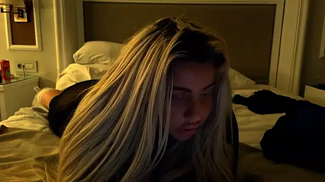 TiaDoll online show from January 5, 2026, 6:33 pm