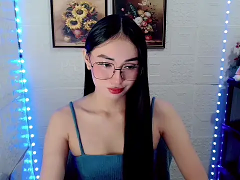 lovelysassy online show from October 12, 2025, 9:05 pm